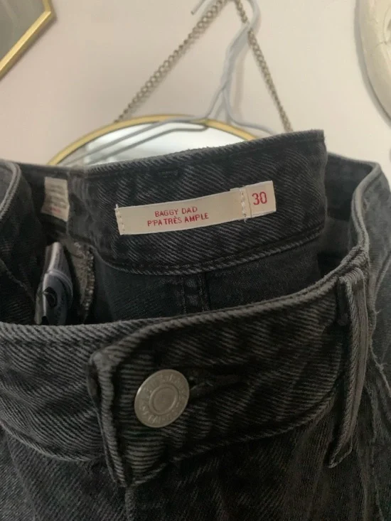 Levi's Wide-Leg Panelled Jeans in Washed Black - Picture 3 of 16